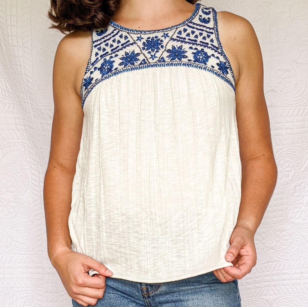 American eagle embroidered tank top